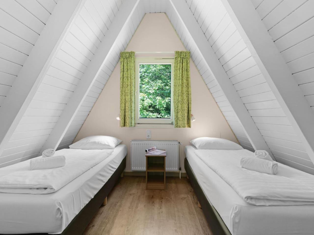 فيلا Kell am Seeفي 4-Person Bungalow In The Holiday Park Landal Hochwald المظهر الخارجي الصورة